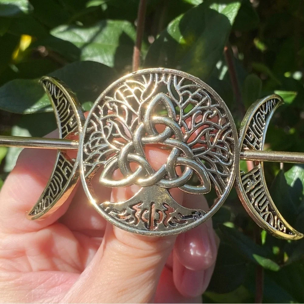 Vintage inspired Celtic Hairpin Gold Tone engraved Beautiful Crescent Moon 🌘